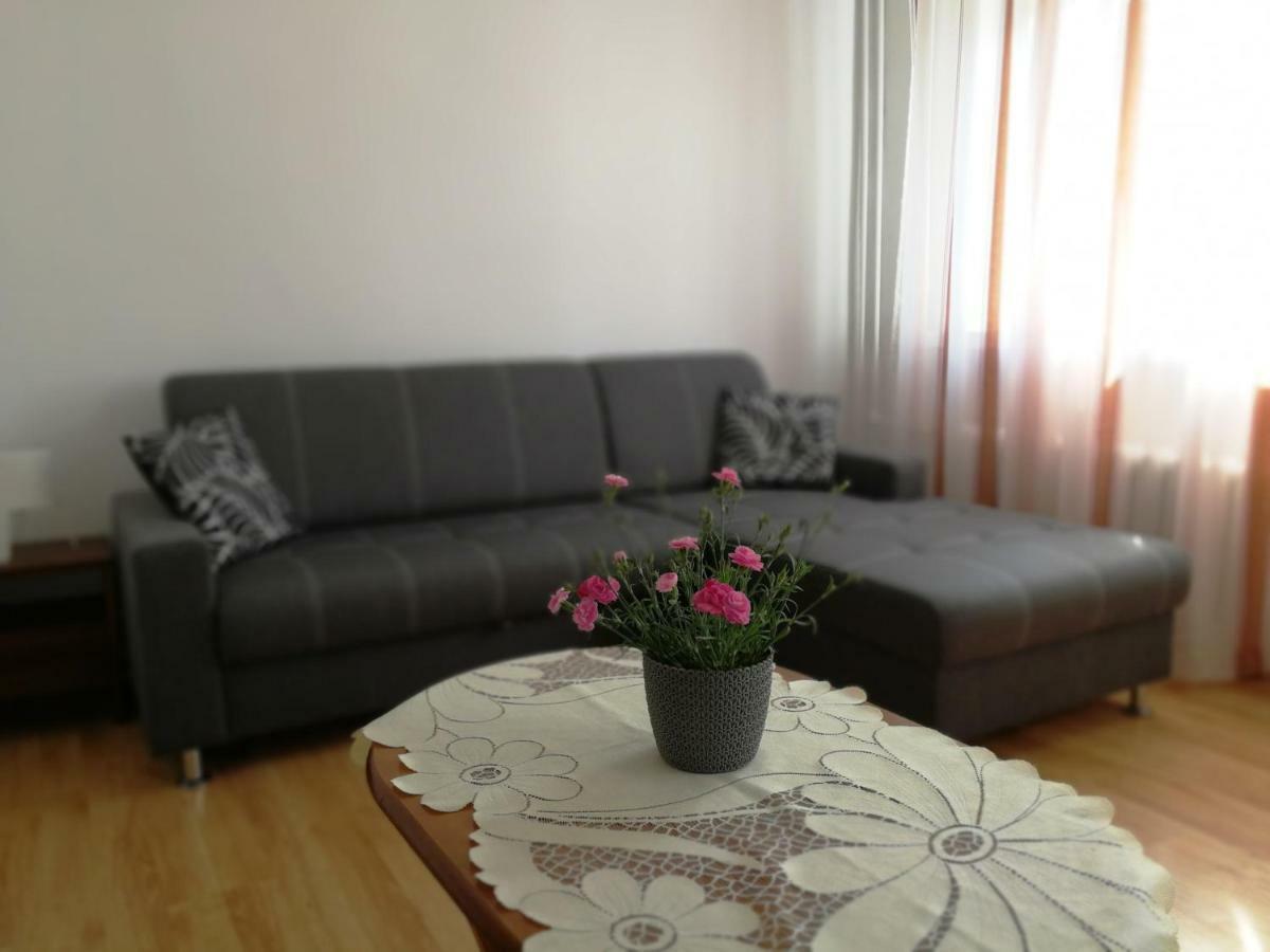 Apartament Jasminowy Daire Kudowa-Zdroj Dış mekan fotoğraf